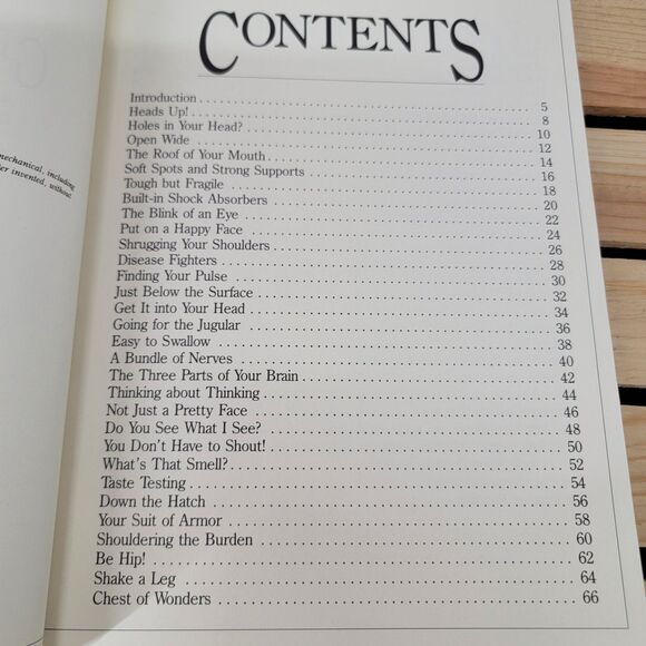 BOOK Start Exploring "Gray's Anatomy": A Fact-filled Coloring Book - Picture 2 of 7